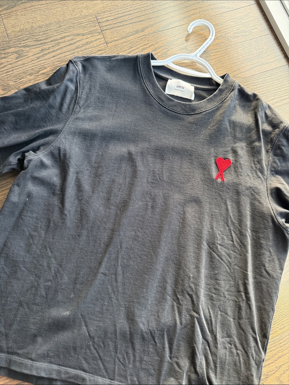 Ami Alexandre Mattiussi Kids Black Long Sleeve Tee with Red Heart Logo